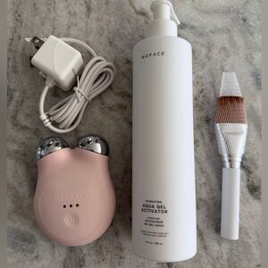 NuFace mini+ Microcurrent Facial Toning Device with Hydrating Aqua Gel Activator